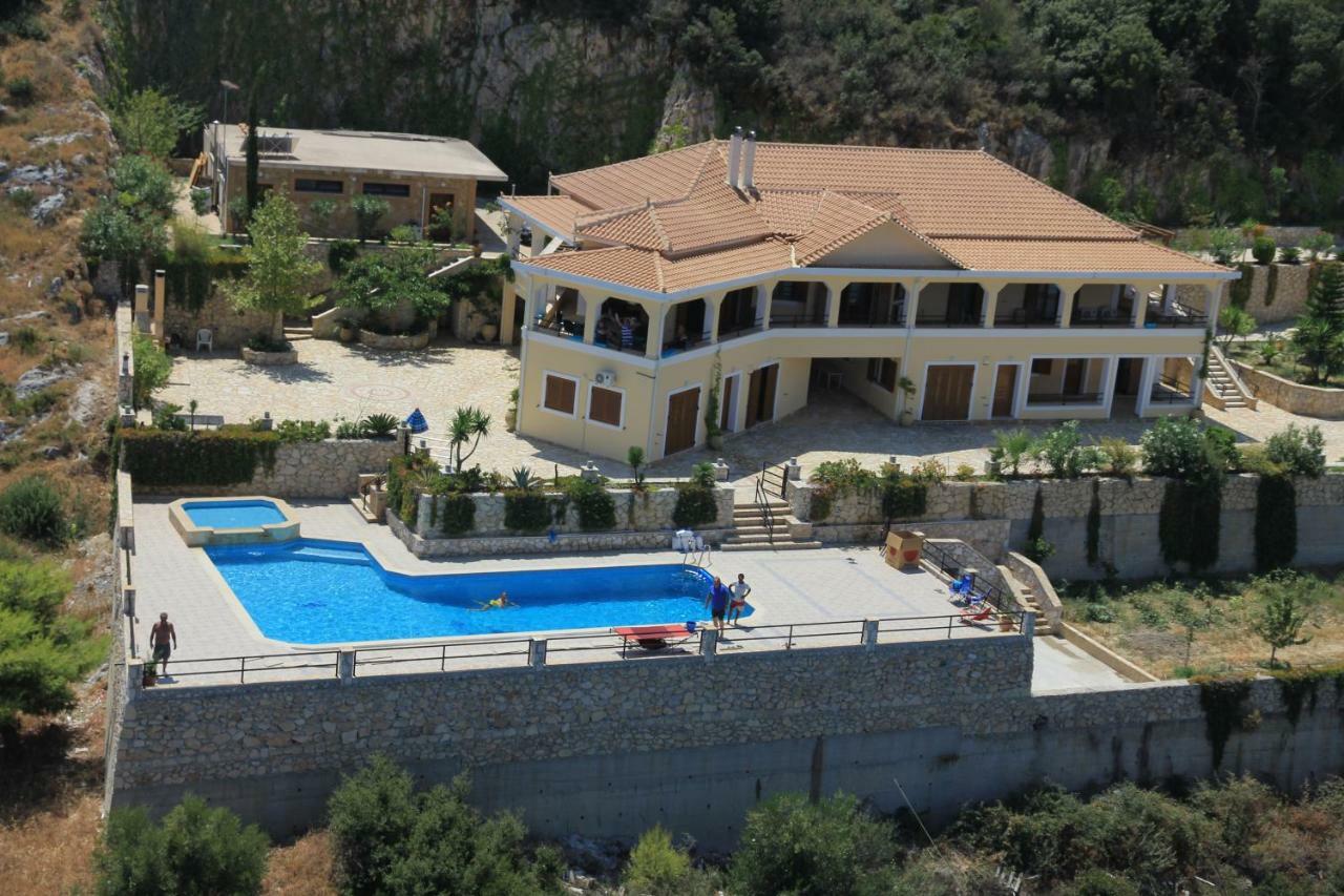 Villa Akros And Suites Керион Экстерьер фото